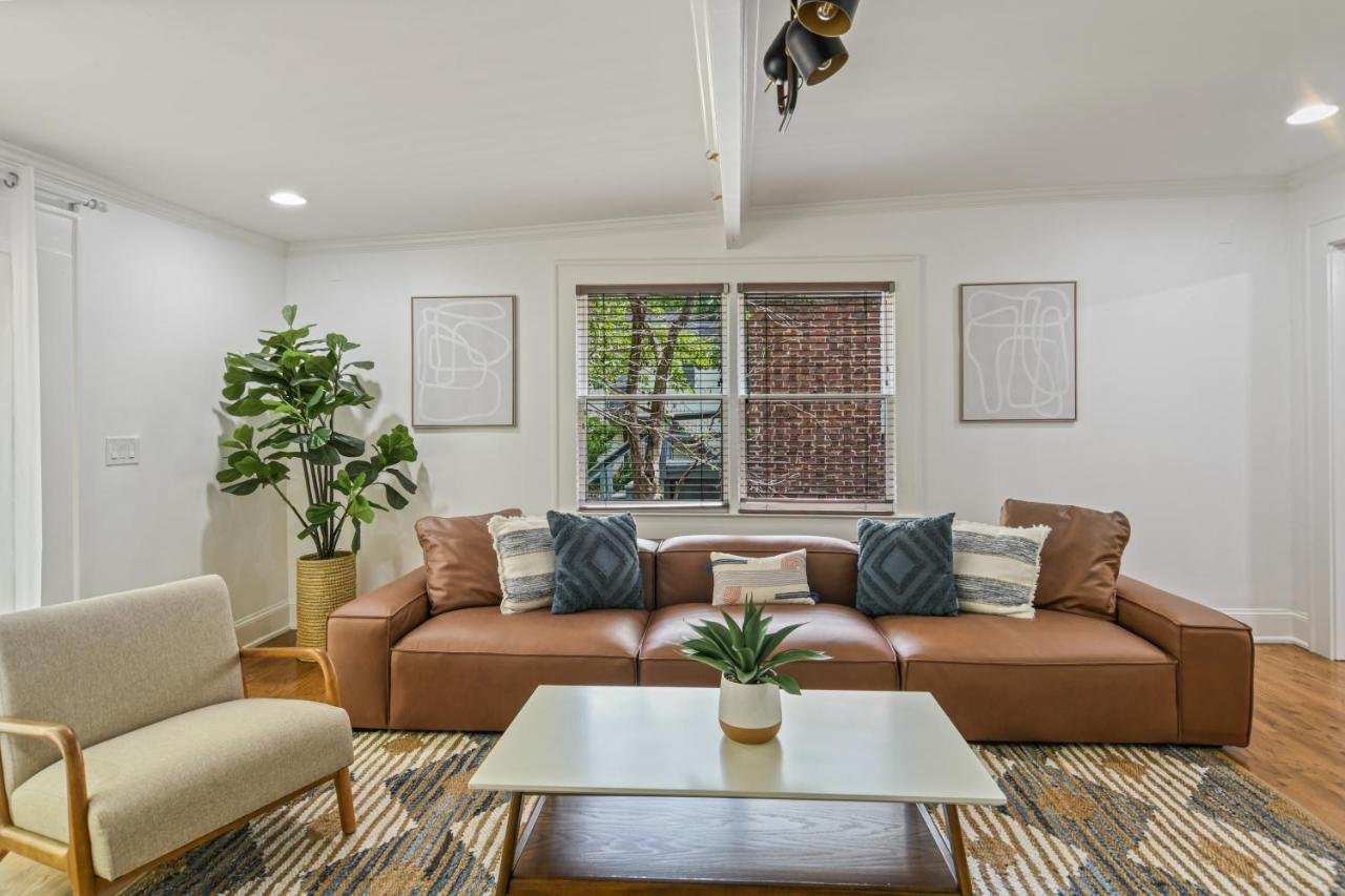 Sun Lit Bungalow With Good Vibes And Lots Of Wine - Designedbydom Атланта Экстерьер фото